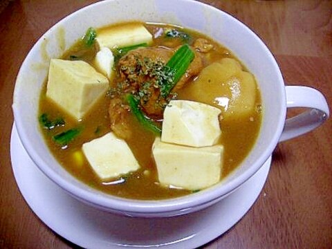豆腐と里芋のカレースープ